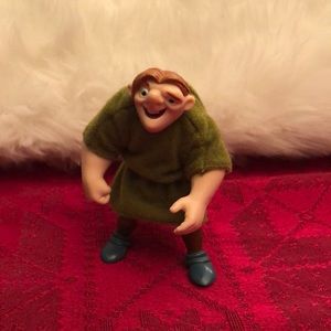 Hunchback of Notre Dame figure